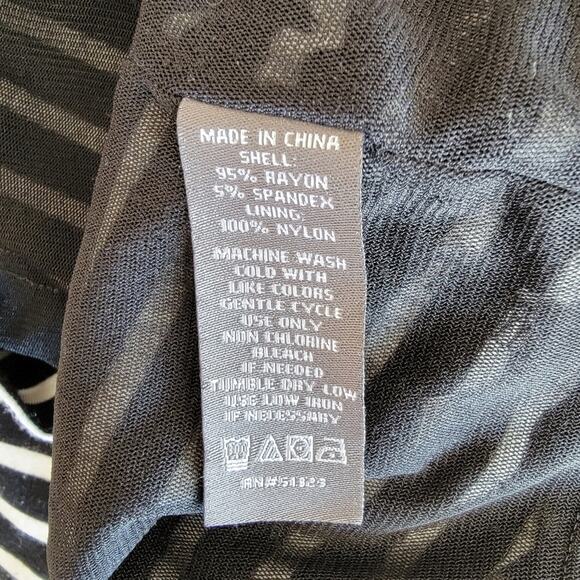 Vince Camuto Striped Scoopneck Midi Sheath Dress - Picture 4 of 4